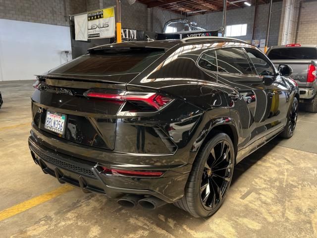 Photo 2 VIN: ZPBUA1ZLXKLA02382 - LAMBORGHINI URUS 