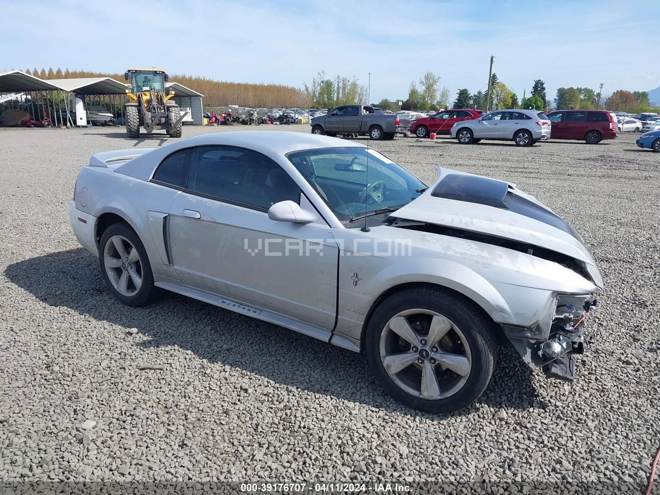 VIN: 1FAFP404XYF304113 - ford mustang
