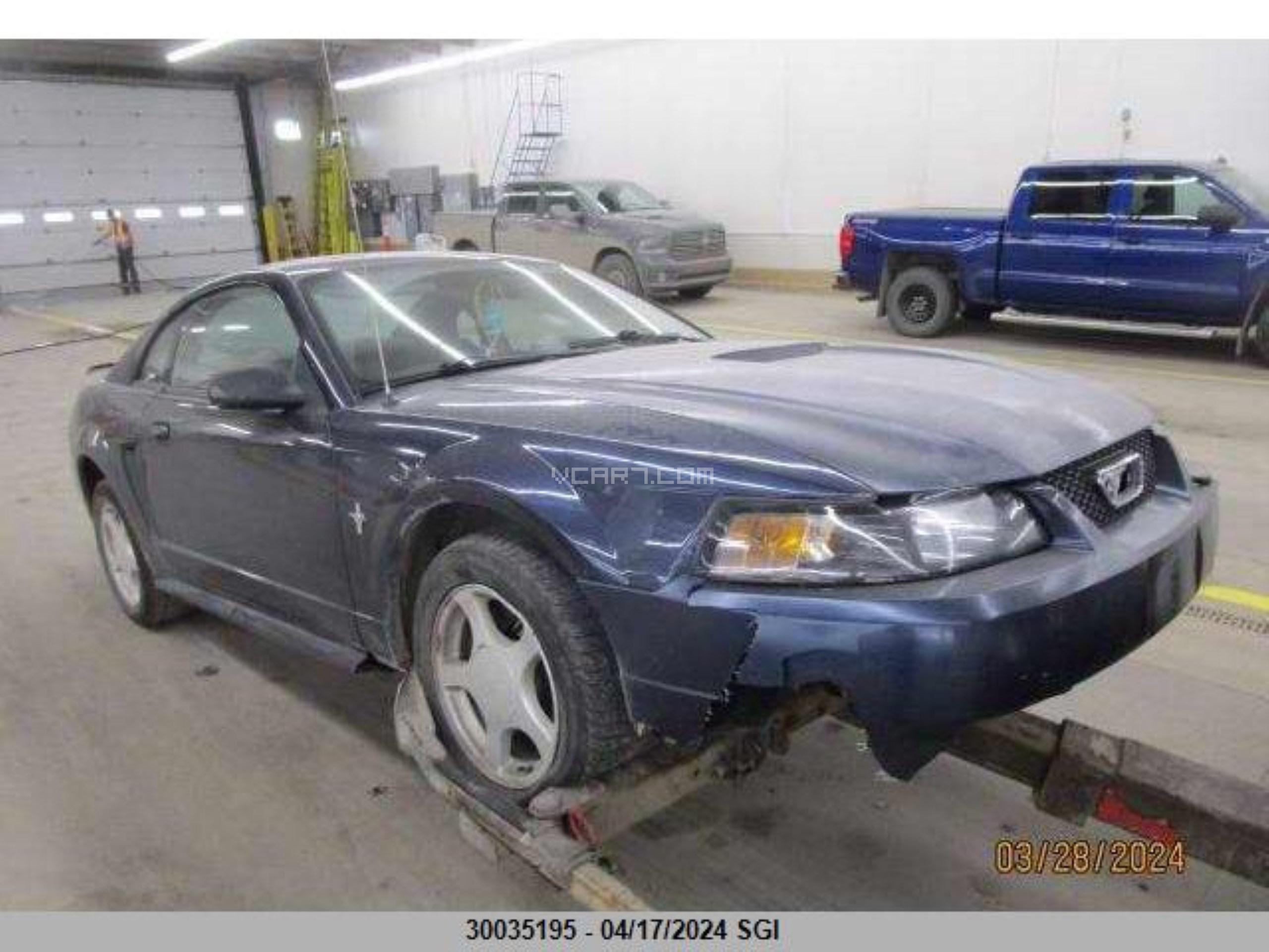 VIN: 1FAFP40493F319632 - ford mustang