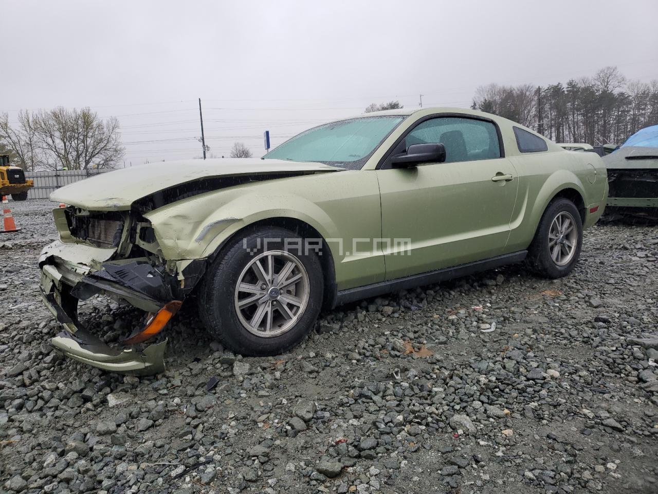 VIN: 1ZVFT80N755136872 - ford mustang