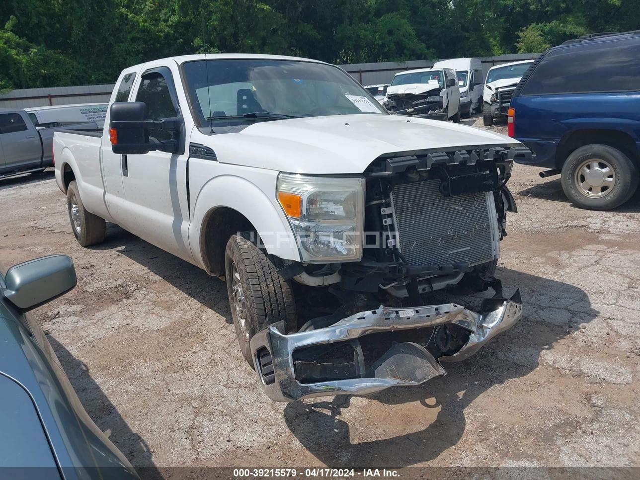 VIN: 1FT8X3A60DEA15108 - ford f350